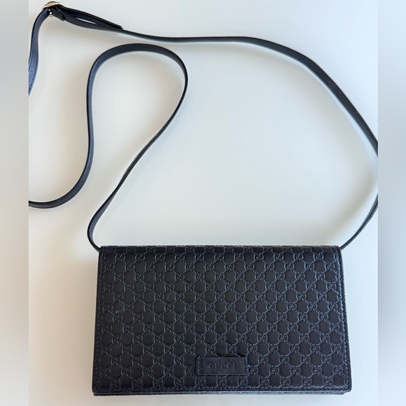 Gucci Black Microguccissma Leather Wallet On Chain (WOC) - Picture 1 of 16